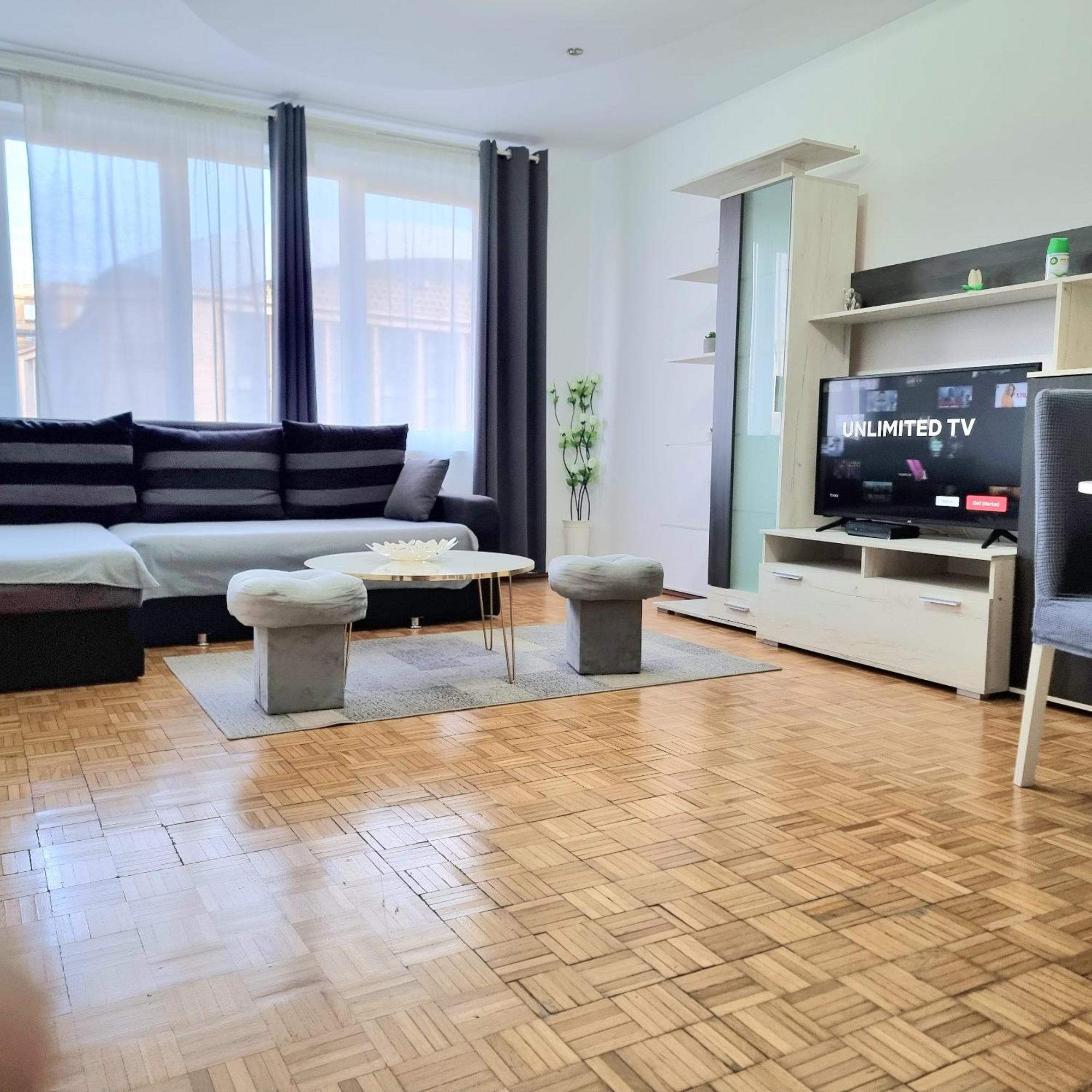 Chic Comfort 1Bdr With Landmark View - Concerthall Bukarest Exteriör bild