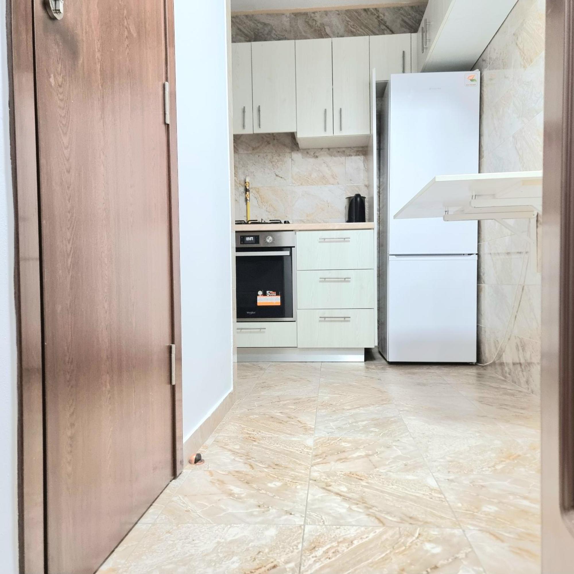 Chic Comfort 1Bdr With Landmark View - Concerthall Bukarest Exteriör bild