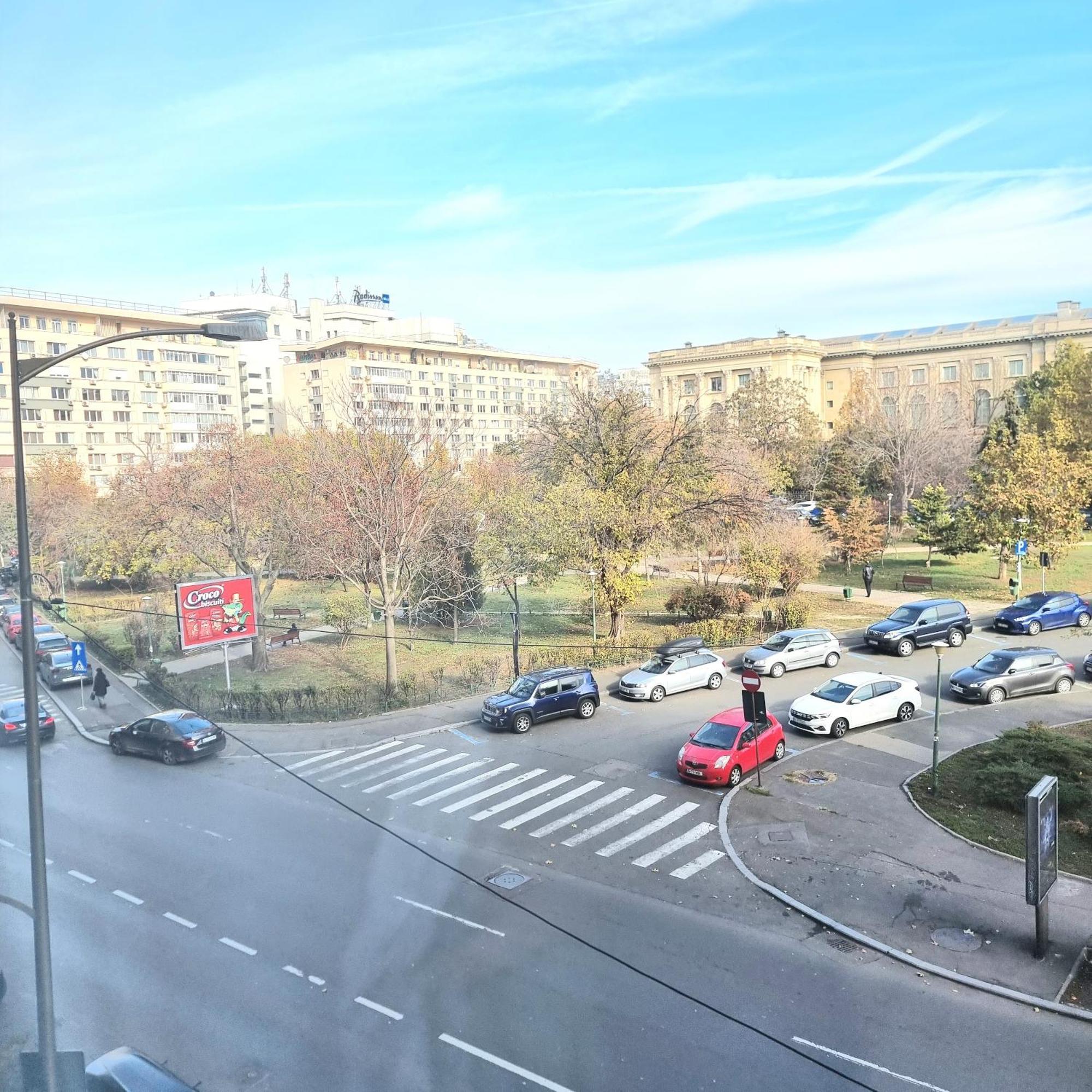 Chic Comfort 1Bdr With Landmark View - Concerthall Bukarest Exteriör bild