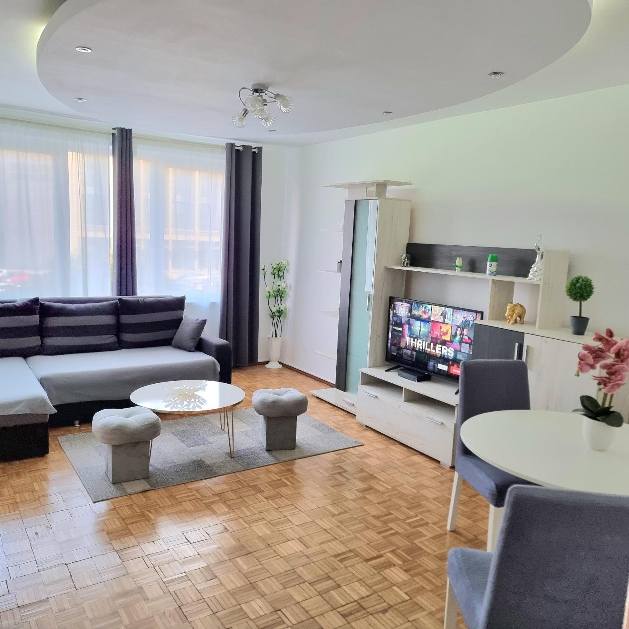 Chic Comfort 1Bdr With Landmark View - Concerthall Bukarest Exteriör bild